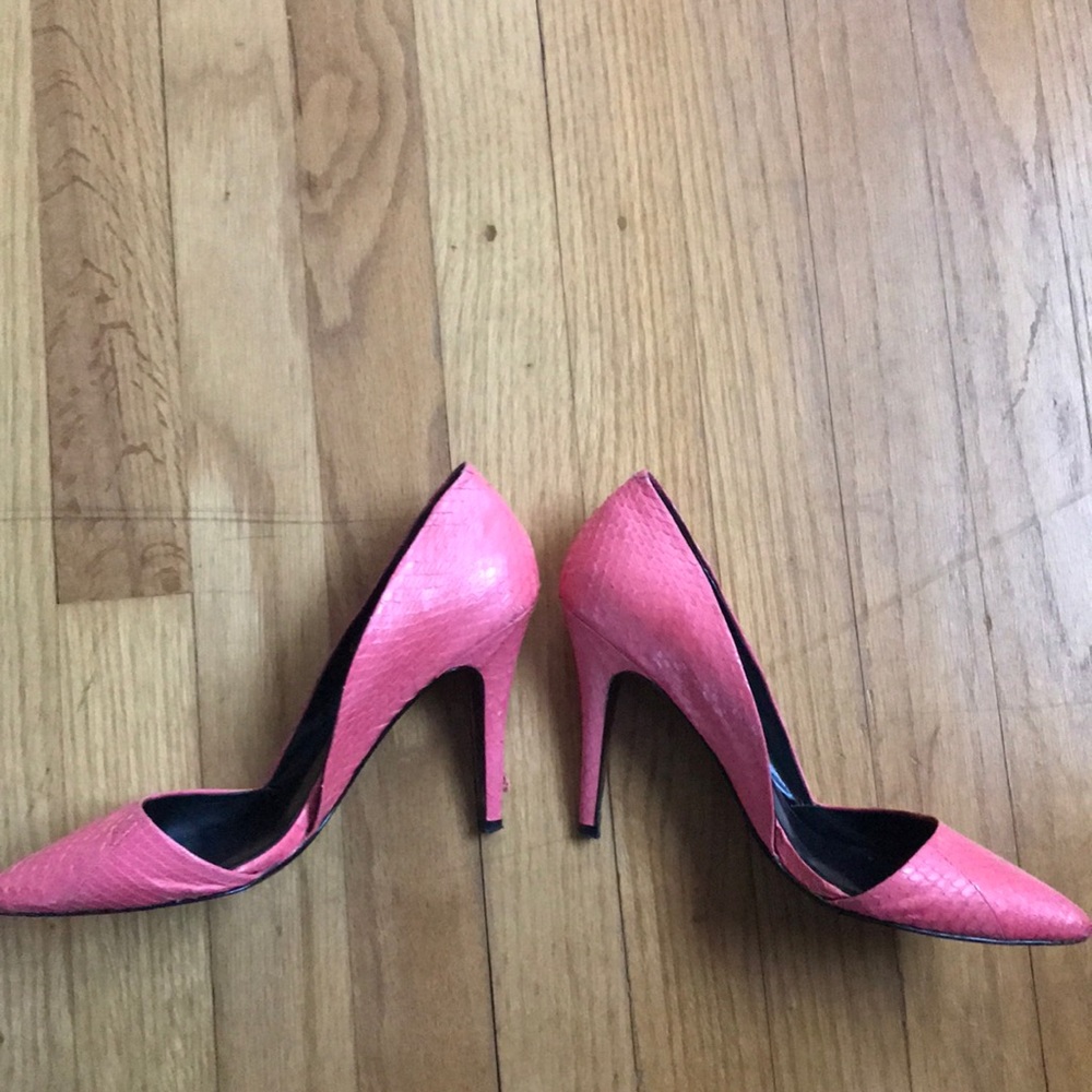 Nicholas d’orsay heels. Size 7 Eu size 37.